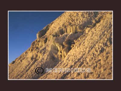 Amanecer sobre el hielo. Bolivia
